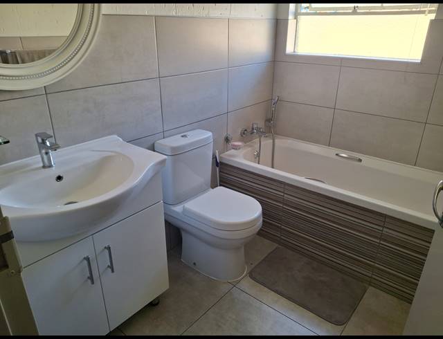 4 BEDROOM FREEHOLD FOR SALE IN RAVENSWOOD